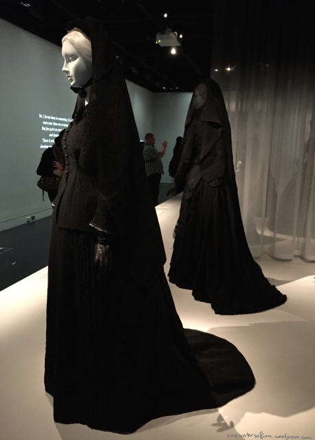 Costume institute Death becomes Her Mourning MET New York Victorian mourning black 
